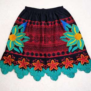 Últimos diseños hawaianos, faldas con bordados polinesios, ropa personalizada de alta calidad para mujeres de las Islas del Pacífico, falda micronesia. - Product Image 4