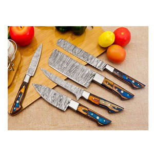 Juego de cuchillos de chef de acero de Damasco de lujo con mango de madera natural, diseño equilibrado para chefs profesionales y entusiastas de la cocina - Product Image 4