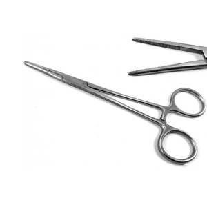 กรรไกรผ่าตัดแบบใช้ครั้งเดียว คุณภาพสูง สแตนเลสสตีล ผลิตตามสั่ง ยี่ห้อ Kelly Hemostat สำหรับเย็บแผล ผลิตในปากีสถาน - Product Image 1