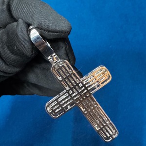 จี้เพชรโมอิสซาไนต์แบบคลัสเตอร์เซ็ต VVS จี้รูปกากบาท จี้ศรัทธาคริสเตียน เครื่องประดับทางศาสนา จี้ฮิปฮอป จี้แร็ปเปอร์ - Product Image 6