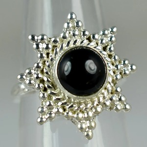 Anillo de Ónix Negro Hecho a Mano, Plata de Ley 925, Engaste de Bisel, Gema Redonda, Joyería Boho, Piedra de Nacimiento de Julio - Product Image 6