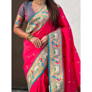 ผ้าไหมพิมพ์ลายหงส์สีชมพูอ่อน รุ่น Elite Weaves Rajhans Paithani  ชุดราตรีหรูหรา น้ำหนัก 650 กรัม - Product Image 3