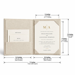 Folio d'invitation de mariage personnalisé en lin, vente en gros, luxe, format 5x7, avec pochette à monogramme doré et porte-cartes - Product Image 3