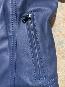 Chaqueta de Moto para Hombre en Cuero PU Azul, Cuello Alto, Cierre de Cremallera, Corte Ajustado, Manga Regular, Color Sólido, Diseño Repujado, para Otoño - Product Image 5