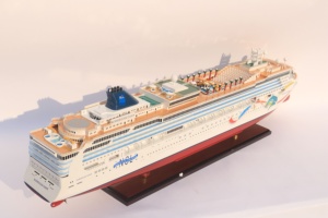 Modelo de Velero de Madera Hecho a Mano Norwegian Dawn, Forma Personalizada, Tema Oceánico, Arte Coleccionable, Decoración, Exhibición de Mesa - Product Image 1