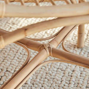 Silla de Ratán de Respaldo Alto con Tejido Geométrico Único para un Aspecto Distintivo, Elaborada Artísticamente en Vietnam por VgreenArt, Gran Venta - Product Image 2