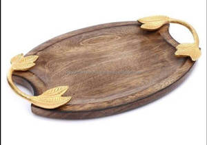 Plateau en bois naturel Plateau en bois Plateau de service en bois avec poignée en métal pour serveur Nourriture Fruits Noix d'Inde - Product Image 4