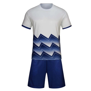 Uniformes de Fútbol Personalizados para Hombre, Venta al Por Mayor de Fábrica, Conjuntos de Fútbol Económicos con Impresión Digital, 100% Poliéster, Transpirables para las 4 Estaciones - Product Image 4