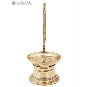 Lampe de mèche de perroquet en laiton superfin de 9 pouces faite à la main article gravé pour cadeaux de décoration intérieure fabriqué en Inde - Product Image 3