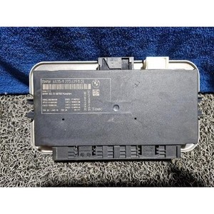 ECU และโมดูลคอมพิวเตอร์มือสองสำหรับรถยนต์ซีรีส์ 5 รุ่น 6135927362901 - Product Image 1