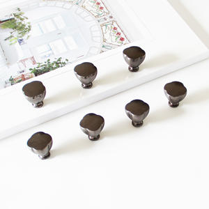 Pomo de Gabinete de Aleación de Zinc con Diseño Floral Vintage, Pomo Contemporáneo para Cajones de Cómoda, Cocina, Dormitorio, Baño, Sala de Estar y Comedor - Product Image 2