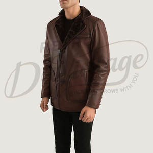 Manteau trench en cuir marron de qualité supérieure pour homme avec col en fausse fourrure foncée, veste chaude en peau de mouton pour l'hiver, coupe ajustée, vêtement d'extérieur - Product Image 5