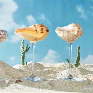 Verre à cocktail et à vin en coquillage de mer fait main de luxe - Verre réutilisable écologique pour décoration côtière, cadeaux de mariage sur la plage - Product Image 1