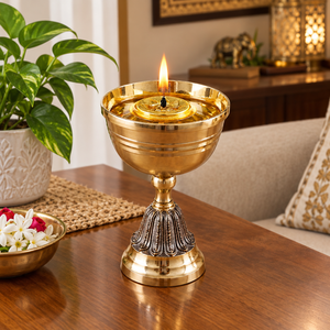 Lampe à huile Diya en laiton antique avec motif cannelé pour la décoration de la maison, des temples et des cérémonies de Puja Diwali – Fournisseur en gros d'exportation de lampes à huile indiennes en laiton - Product Image 4