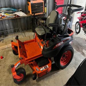 Tondeuses à gazon Kubota professionnelles de qualité, à essence et diesel, autoportées à braquage zéro et coupe-herbe, à vendre - Product Image 5