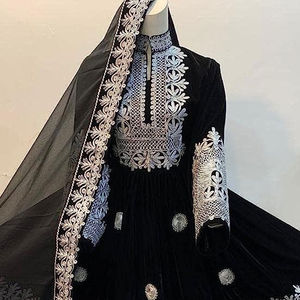 Vestidos Afganos Hechos en Pakistán para Mujer, Diseñados y Bordados para Toda Ocasión, Vestido Afgano para Boda - Product Image 5