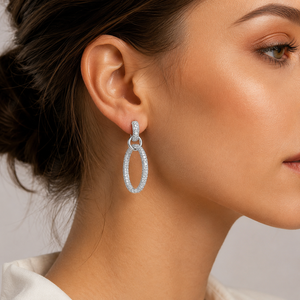 ต่างหูห่วงประดับเพชรเพาะเลี้ยงแบบ Pavé ทองคำขาว 14K - Product Image 3