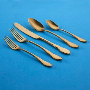 Juego de cubiertos de acero inoxidable dorado de alta calidad, tradicional, de lujo, pulido a espejo, tenedor, cuchillo, cuchara, sostenible, chapado, a bajo precio. - Product Image 1