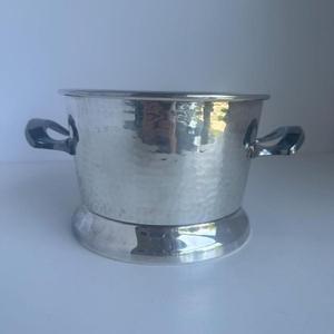 Hammered Design Beverage Tub With Handles European Style Metal <b>Ice</b> <b>Bucket</b> Large Capacity Champagne Beer Cooling <b>Bucket</b> <b>For</b> <b>Sale</b> - Product Image 2