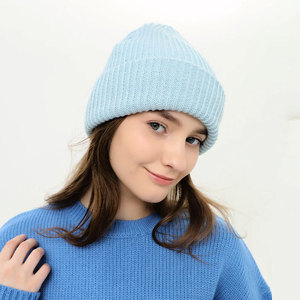 Bonnets personnalisés, bonnets en acrylique brodés sur mesure, bonnets tricotés pour les marques de streetwear américaines, faible MOQ, collection de marques - Product Image 6