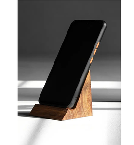 Support de téléphone en bois, forme triangulaire, fait main, finition de qualité supérieure, artisanat naturel, idéal pour offrir en cadeau à la fête des mères et des pères. - Product Image 3
