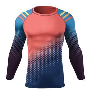 Vêtements de sport à manches courtes personnalisés en gros avec logo, rashguards élégants pour la salle de sport, vêtements de compression pour le BJJ, vêtements de sport MMA, tissu de qualité - Product Image 1