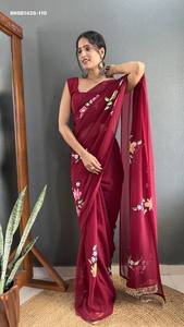Magnifique collection de saris et chemisiers en fausse soie Georgette avec motif floral et végétal imprimé à la main, fournisseur de Surat - Product Image 4