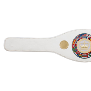 Cinturón de Campeonato Blanco Personalizable con Diseño de Corona Colorida, Cinturón de Título Premium para Eventos - Product Image 4