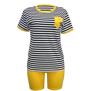 Conjunto de Camiseta Casual de Manga Corta y Pantalones Cortos Deportivos para Mujer, Atuendo Combinado de Verano, Venta al Por Mayor - Product Image 3