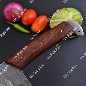 Cuchillo de carnicero serbio UA Supplies de 7 pulgadas, forjado a mano, de acero al carbono de espiga completa, ambidiestro, con mango de palisandro natural. - Product Image 5