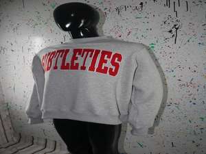 Sudadera SUBTLETIES HEATHER GREY con cuello alto, 100% algodón, con apliques bordados en rojo, cuello ancho, CLUSH SPORTS - Product Image 5