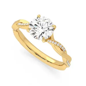 Anillo de Compromiso de Moissanita, Chapado en Oro Blanco sobre Plata, Banda Trenzada, Piedra Central de Corte Redondo, Anillo de Boda de Lujo - Product Image 1