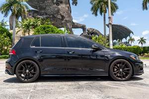 Volkswagen Golf Alltrack <span class=keywords><strong>SE</strong></span> 2019 Usado, ~<span class=keywords><strong>21</strong></span>,700 Millas, Transmisión Manual de 6 Velocidades, Tracción en las Cuatro Ruedas, 1 Dueño, Sin Modificaciones - Product Image 4