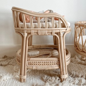 Table à langer pour poupées, tables à langer de haute qualité, jouets en rotin pour enfants, accessoires pour poupées bébés - Product Image 2