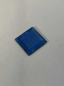 Saphir bleu de laboratoire, forme carrée, 15x15mm, pierre précieuse en vrac pour la fabrication de bijoux - Product Image 2