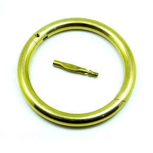 Anneau de nez de taureau en laiton de 3 pouces avec vis, instruments vétérinaires pour bovins, ferme d'élevage, anneaux de taureau en cuivre - Prix de gros - Product Image 1