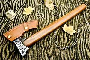 Hacha de Batalla Vikinga Hecha a Mano Personalizada, Grabada en Acero al Carbono, Hacha Nórdica con Mango de Madera de Fresno y Funda de Cuero - Product Image 3