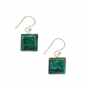Pendientes de Esmeralda Ligeros de 4.2 Gramos, Hechos a Mano, Plata 925, Hipoalergénicos, para Bodas, Fiestas o Regalos - Product Image 1