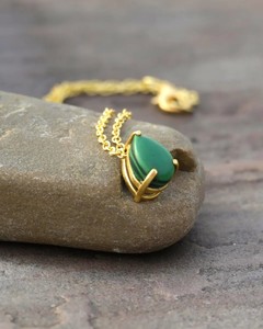 Collier pendentif goutte d'eau en malachite, chaîne fine dorée, bijou en pierre précieuse verte, élégant cristal de guérison, cadeau pour femme - Product Image 3
