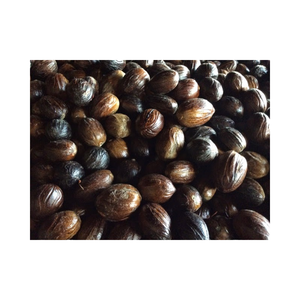 Nuez Moscada con cáscara - Product Image 1