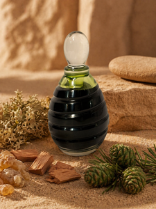 Aceites ALOURA, Sandali Khus (Vetiver), Aceite de Attar Natural Destilado de Primera Calidad, Sándalo de Uttar Pradesh para Perfume Natural - Product Image 3