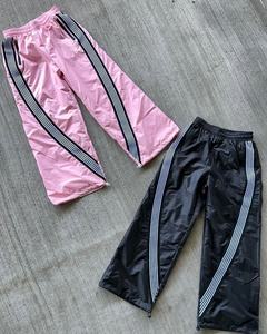กางเกงวอร์มผ้าโพลีเอสเตอร์สำหรับทั้งชายและหญิงกางเกงลายทางแบบลำลองมีกระเป๋าน้ำหนักเบาดีไซน์ระดับกลางสำหรับผู้ชาย100% งานตามสั่ง - Product Image 3