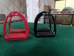 Étriers de sécurité personnalisés pour cavalier, modèle Venice Evo, en aluminium, avec système de dégagement rapide - Product Image 1