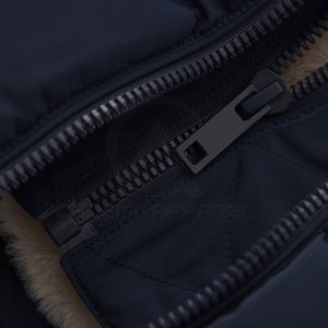 Veste d'hiver décontractée pour homme de qualité supérieure avec un design épuré, un toucher doux et une rembourrage chaud, idéale pour un usage quotidien - Product Image 4