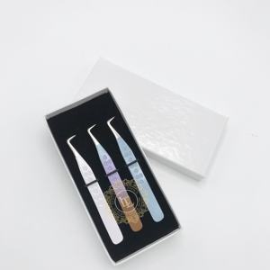 Pinzas para pestañas Mega Volumen de alta calidad, superventas, acero inoxidable sostenible, recubrimiento en polvo múltiple, mango con patrón de corazón - Product Image 2