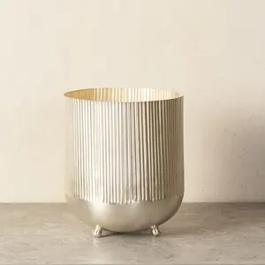 Macetero de latón de lujo natural con soporte, maceta de metal de diseño para decoración de sala de estar y balcón, para exportación mundial desde India - Product Image 5