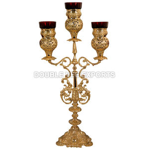 Candélabre en laiton massif à 3 lumières |   Support à bougies traditionnel pour églises et temples - DOUBLE VEE EXPORTS - Product Image 2