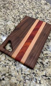 Planche à découper rectangulaire de luxe en bois d'acacia avec poignée, finition naturelle, épaisseur 2,0 cm, compatible lave-vaisselle - Product Image 5