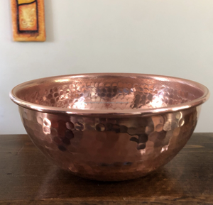 Bol en cuivre à mélanger rond martelé Utilisation polyvalente du bol en cuivre de l'Inde - Product Image 1