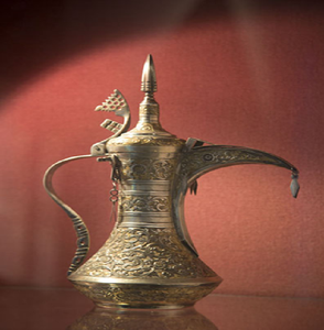 Vintage-style metal Dallah <b>tea</b> pot with detailed etched patterns for <b>tea</b> drinking, durable design, available at wholesale price. - Product Image 1